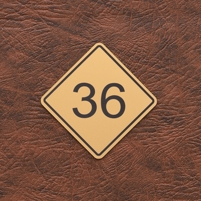 Табличка с номером квартиры на дверь